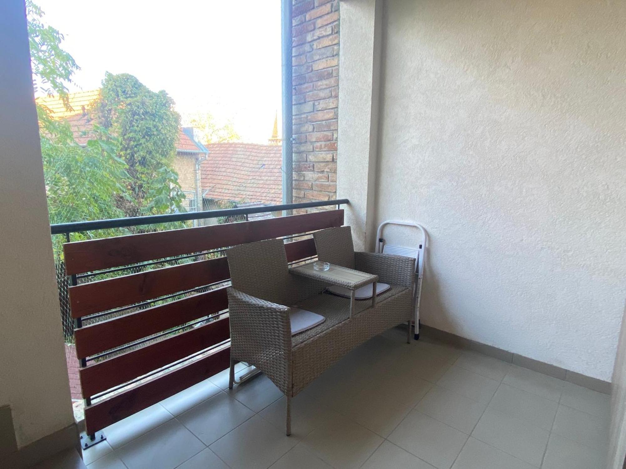 Angyal Apartman Jula Exterior foto