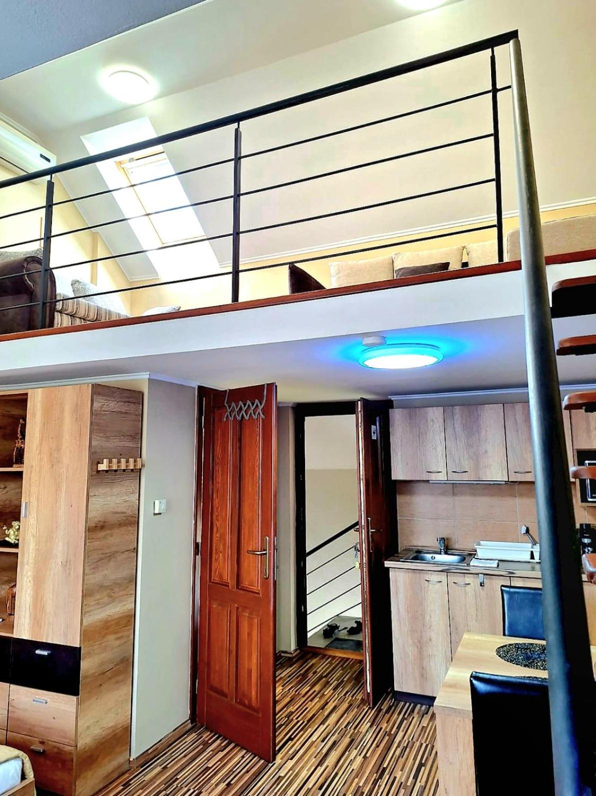 Angyal Apartman Jula Exterior foto