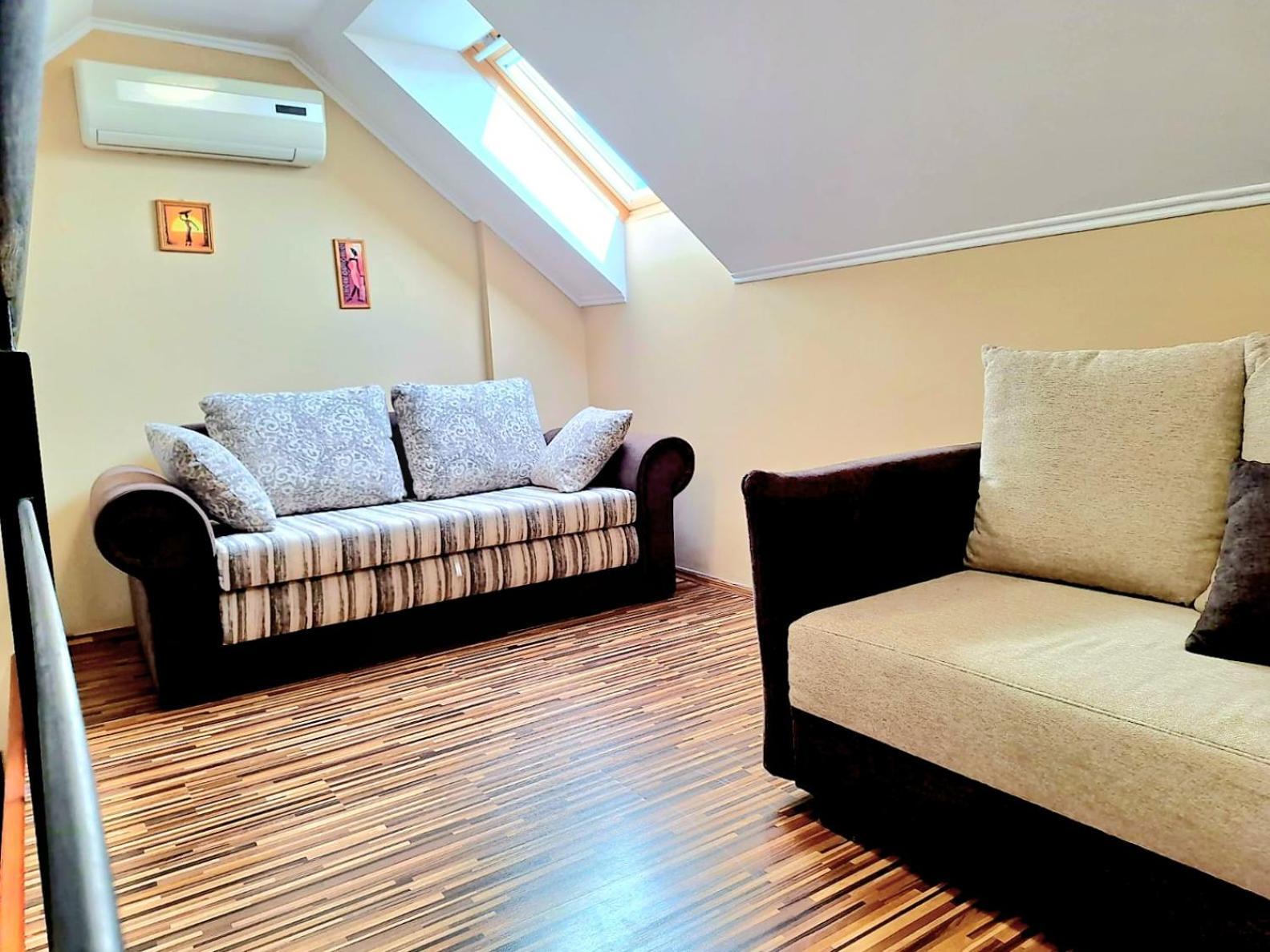 Angyal Apartman Jula Exterior foto