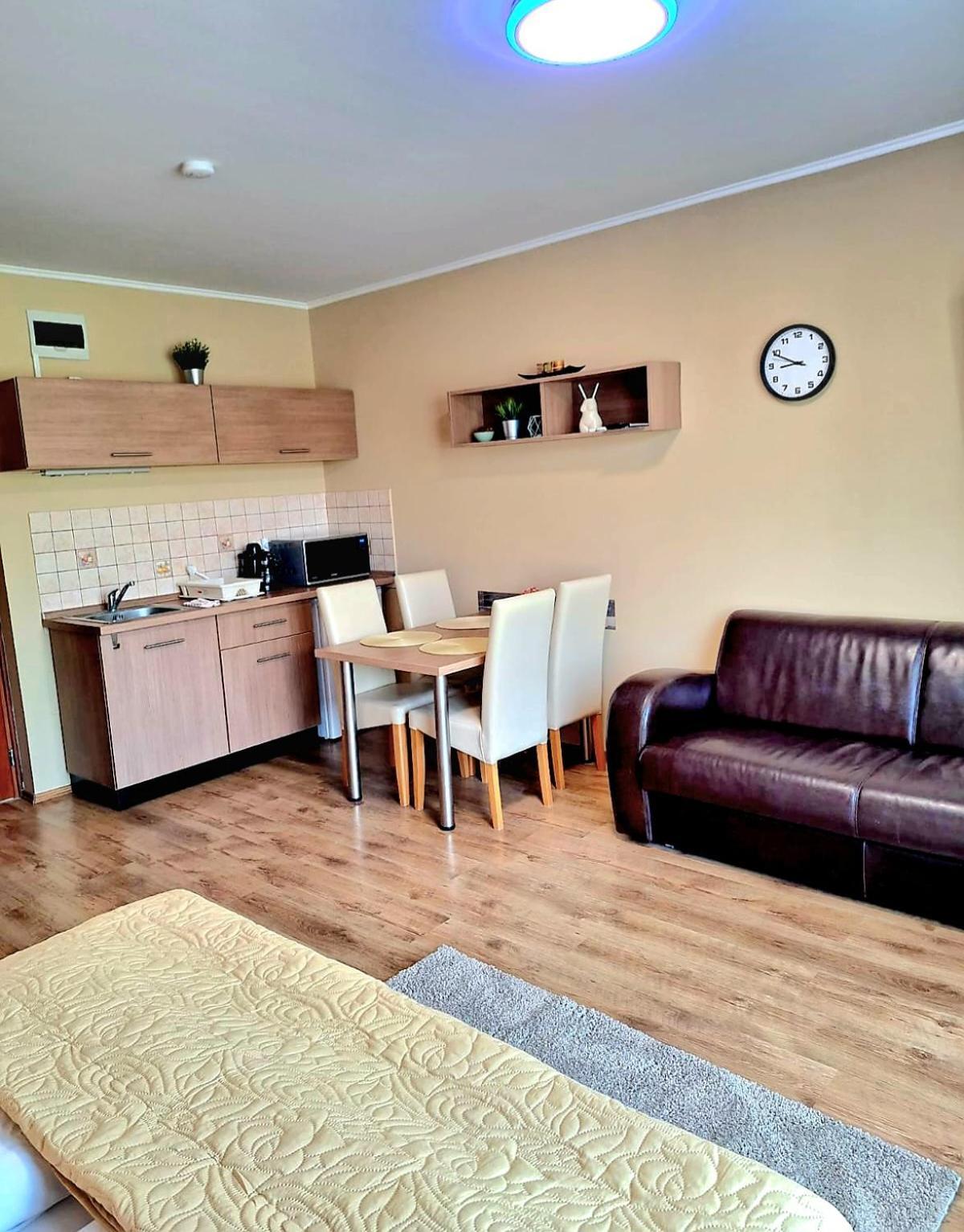 Angyal Apartman Jula Exterior foto
