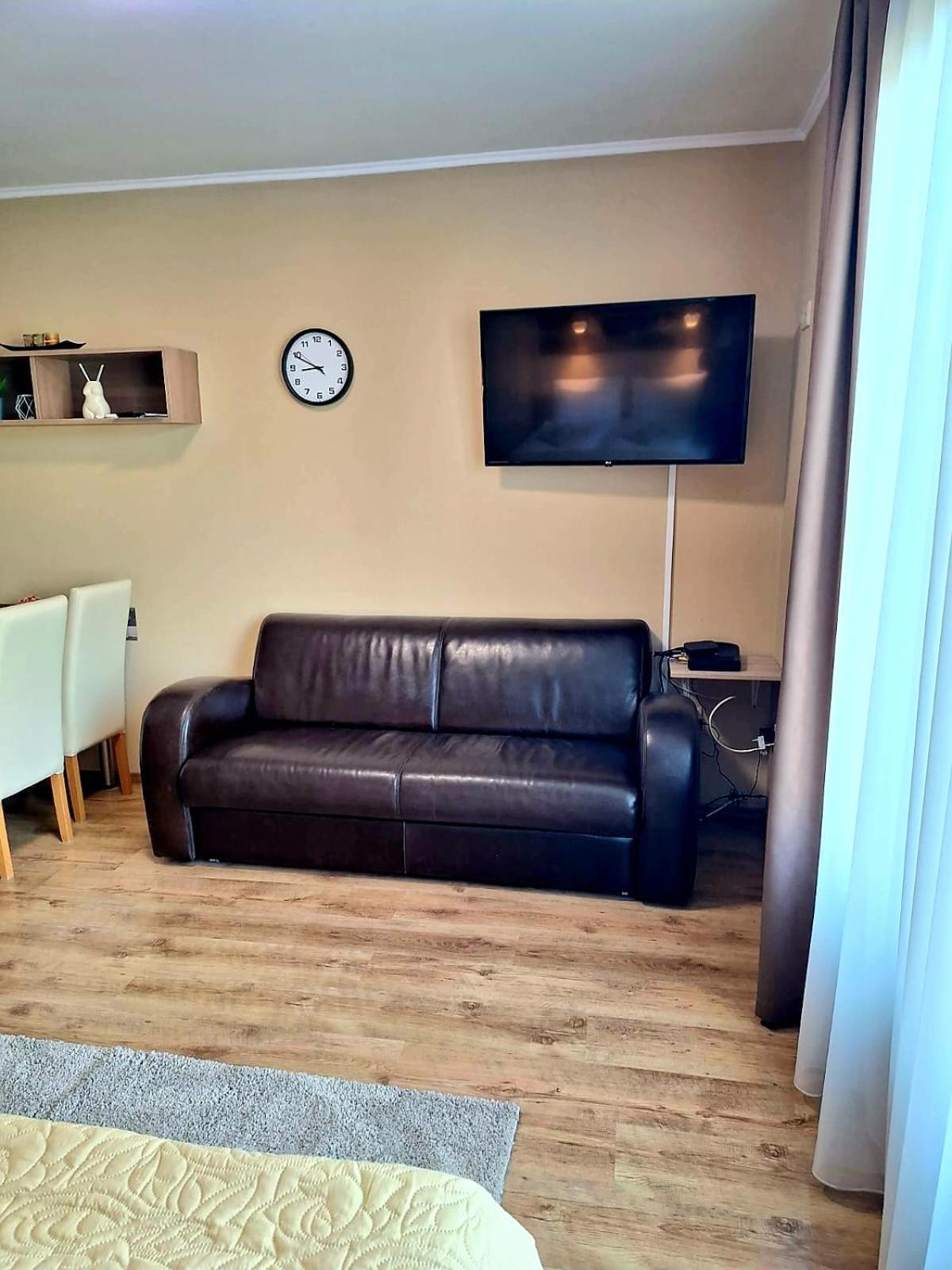 Angyal Apartman Jula Exterior foto
